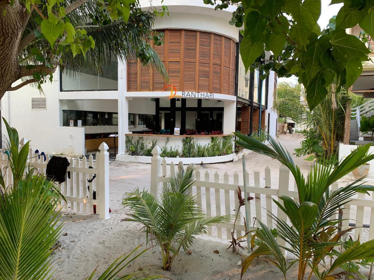 Ranthari Hotel And Spa Ukulhas Maldives Exteriör bild